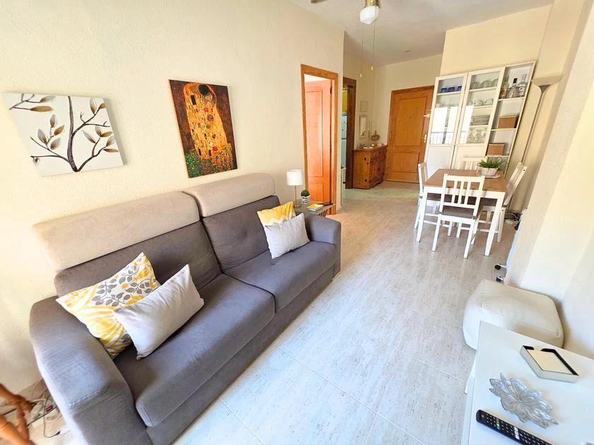 Novedad. Se vende precioso apartamento céntrico.