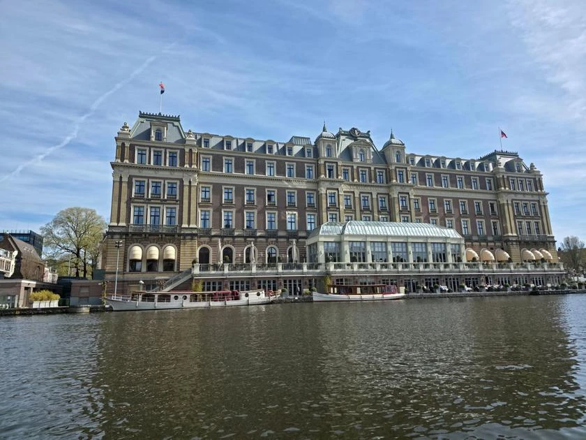 Equipo NJ Inmobiliaria en Ámsterdam