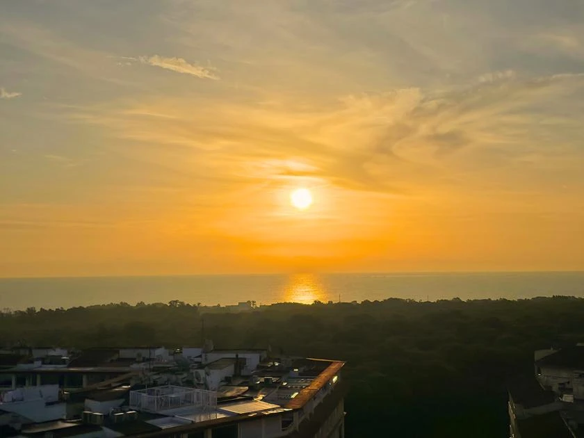Amanece en Guardamar con este sol