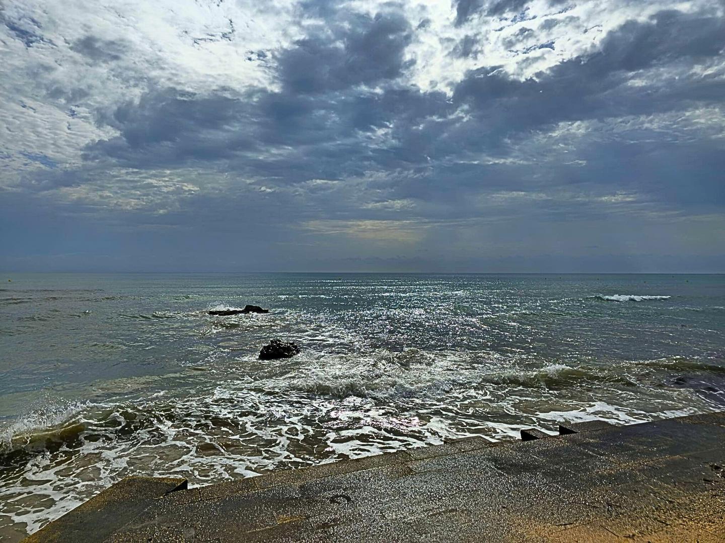 Mar otoñal en Guardamar