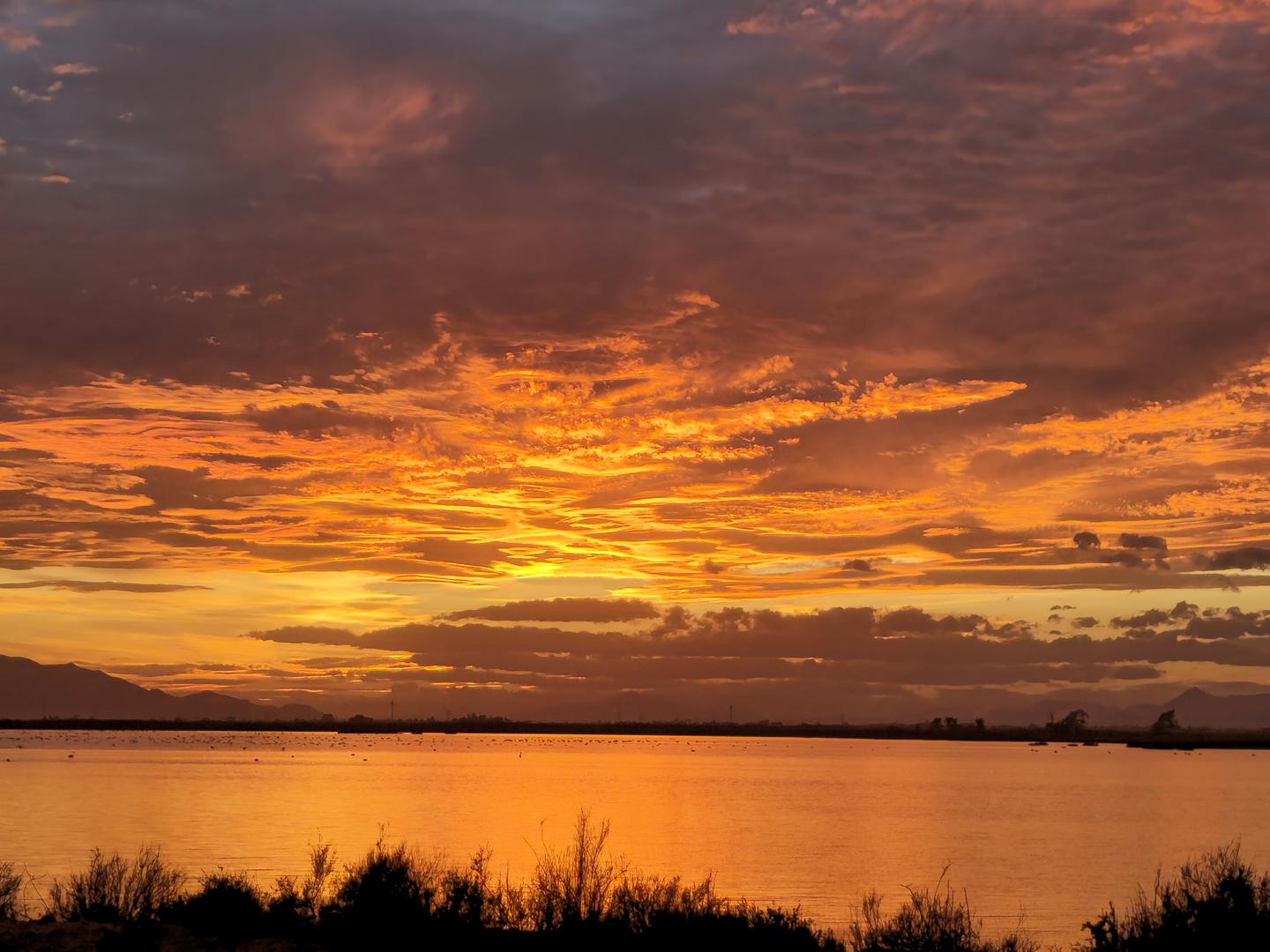 ATARDECER. VIDEO DE GUARDAMAR. NJ INMOBILIARIA