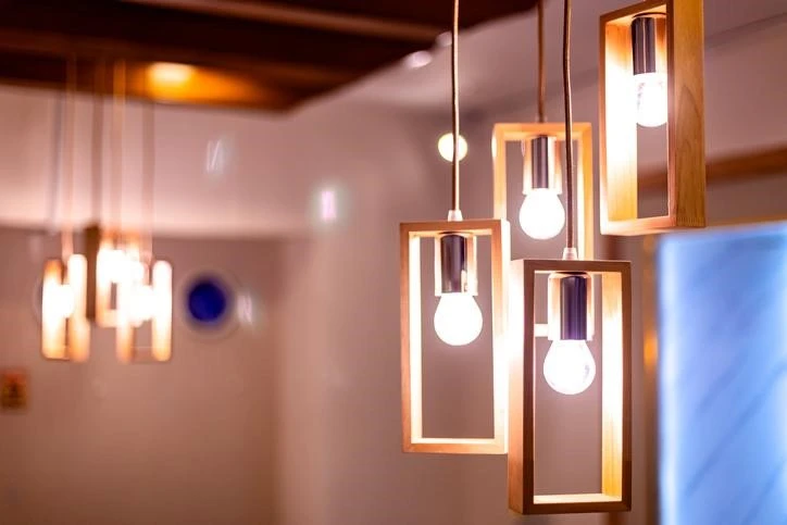 Il·luminació estratègica per vendre més ràpid