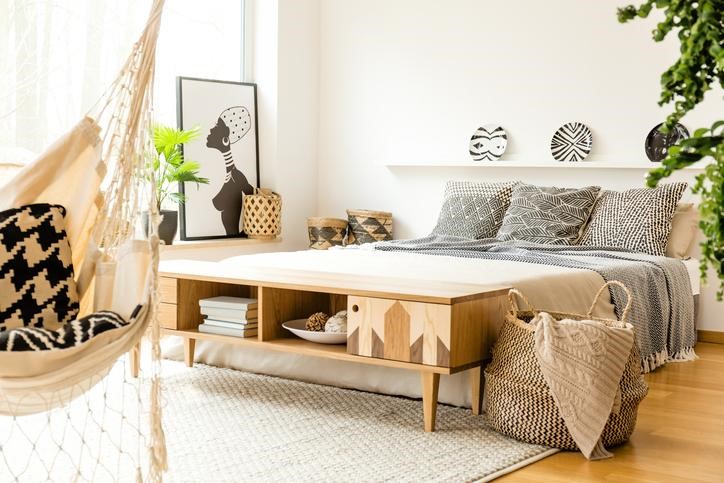 Colors, textures i llibertat: Com aconseguir un dormitori boho eclèctic autèntic