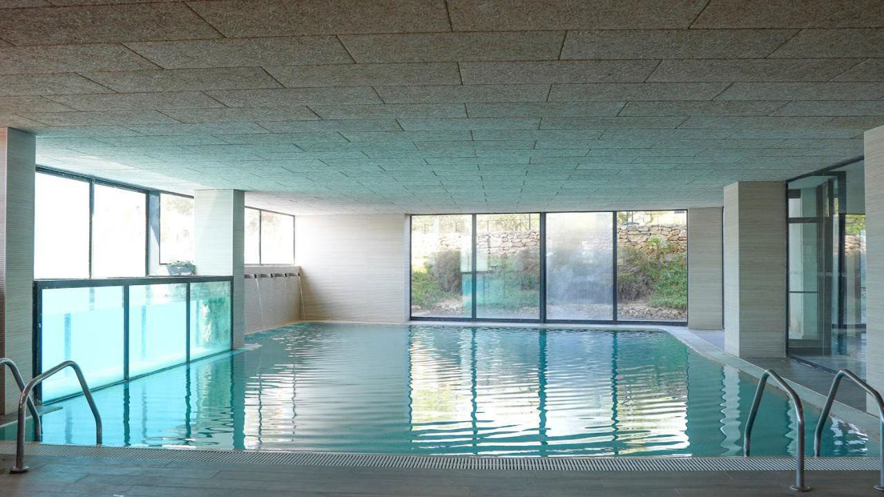 Área wellness y piscina