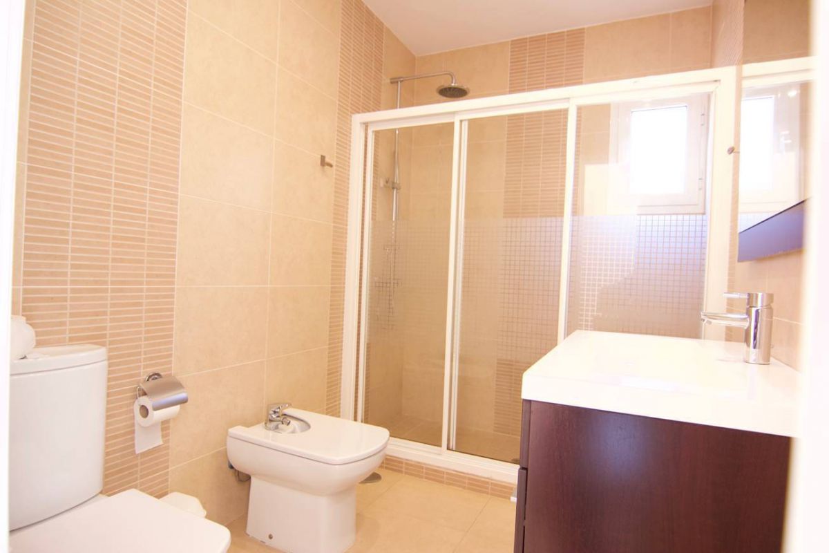 Ref: LUQ-R2831783. Casa / Chalet en Torrequebrada