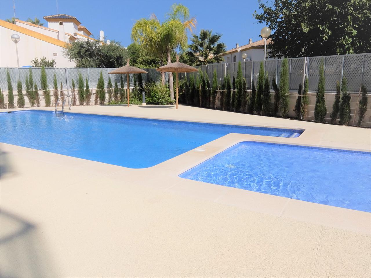 Piso en Calle Juan de Juanes, Oliva, Valencia de 90 m2