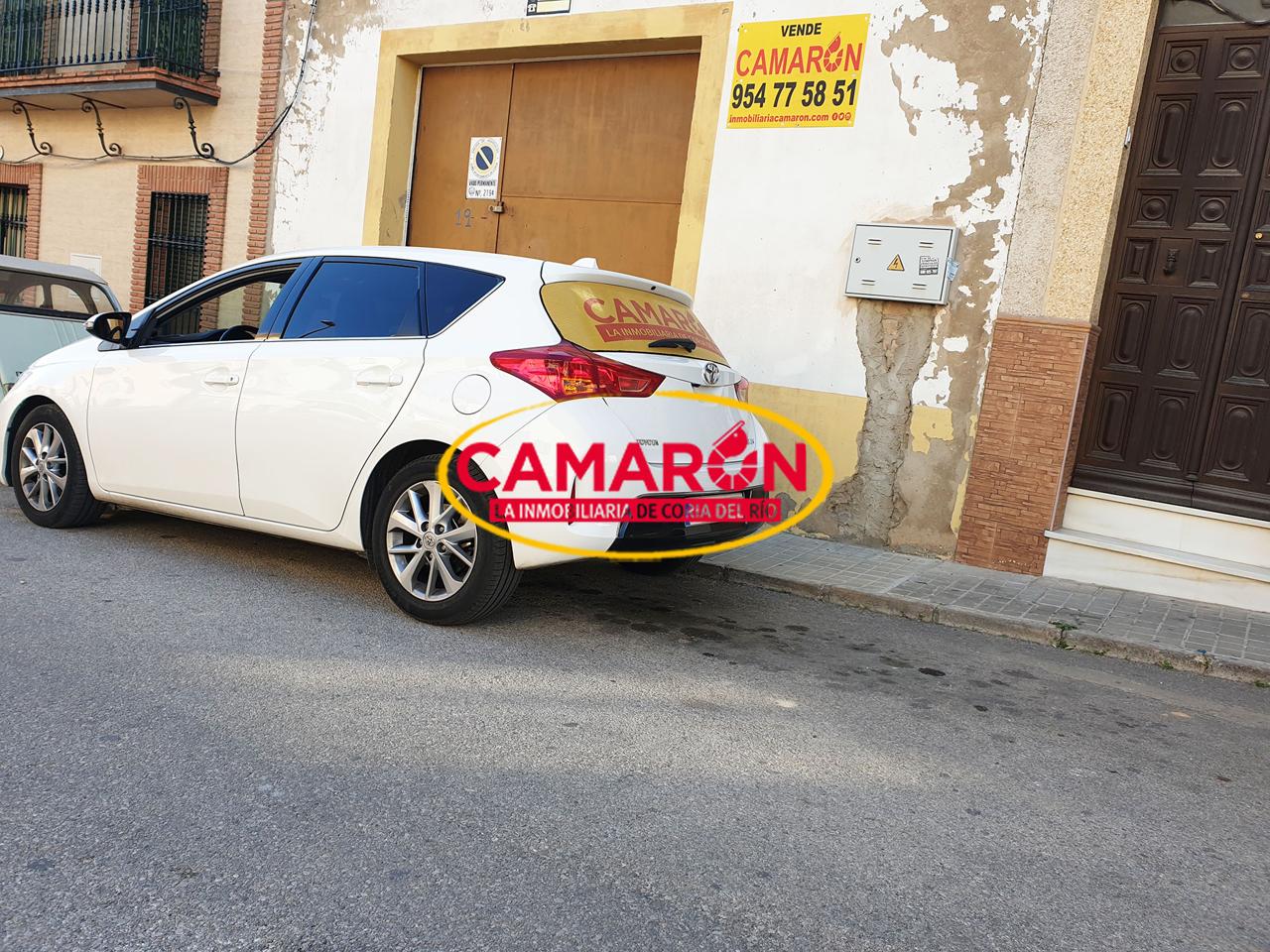 Local en venta en Coria del Río de 83 m2 REF:02058