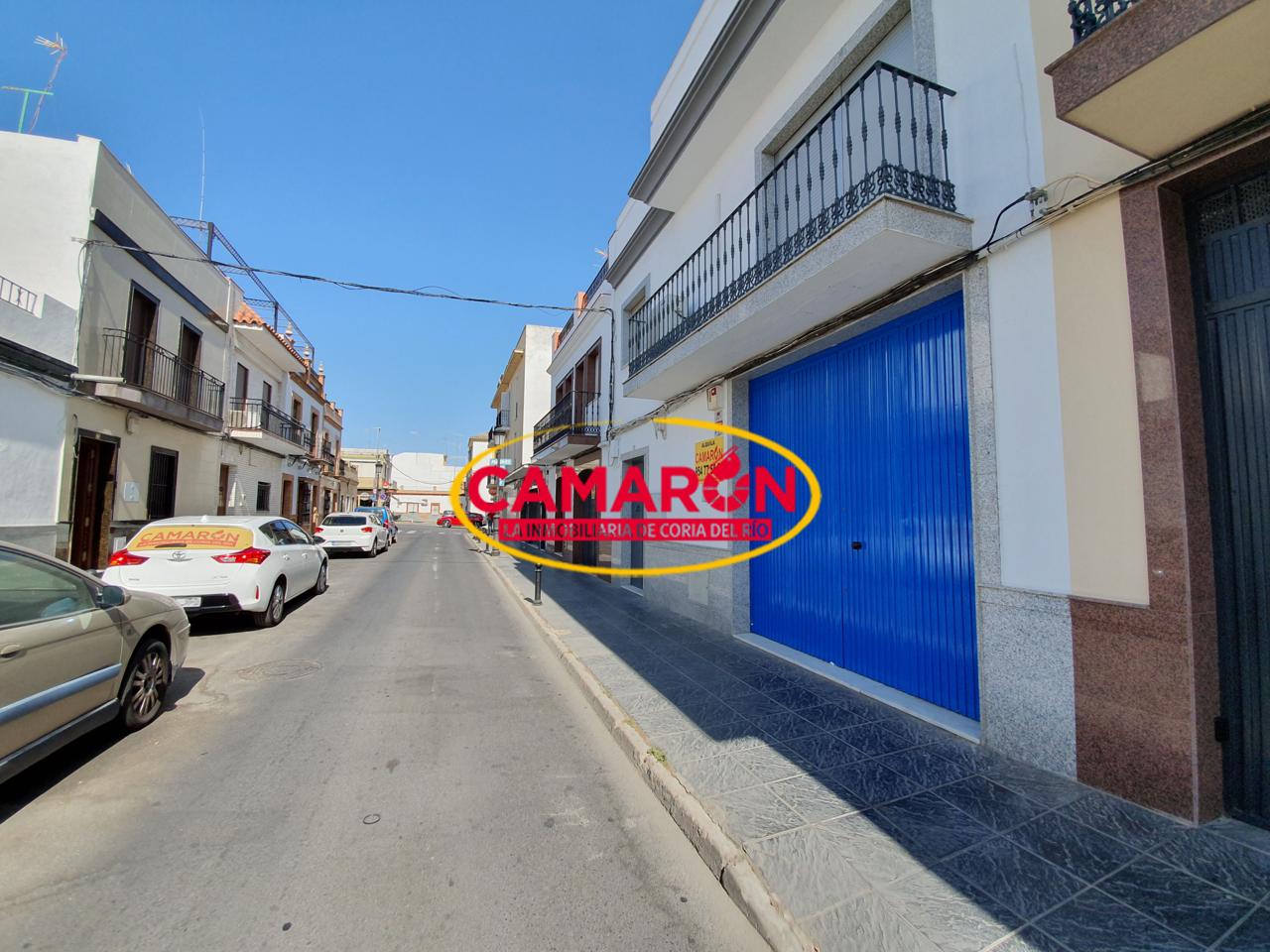 Local en venta en Coria del Río de 140 m2 REF:02176