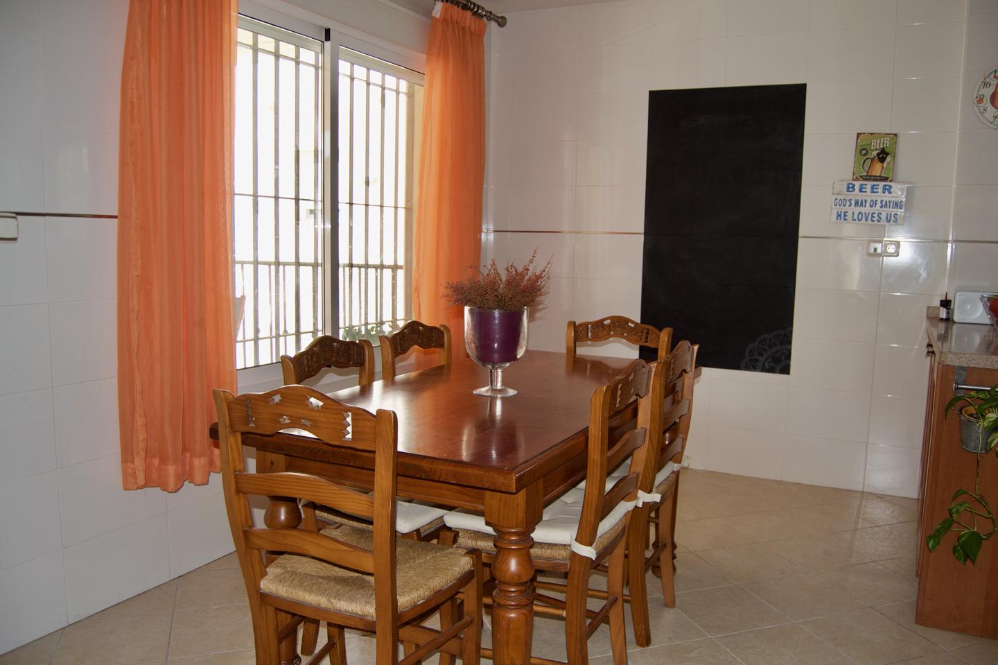 Ref: LUQ-R3546643. Casa / Chalet en Benalmádena