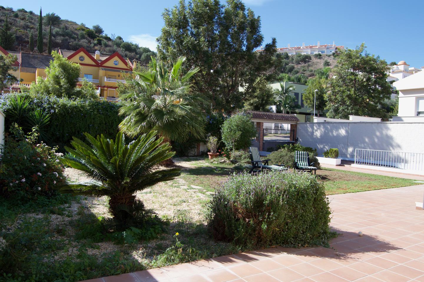 Ref: LUQ-R3546643. Casa / Chalet en Benalmádena