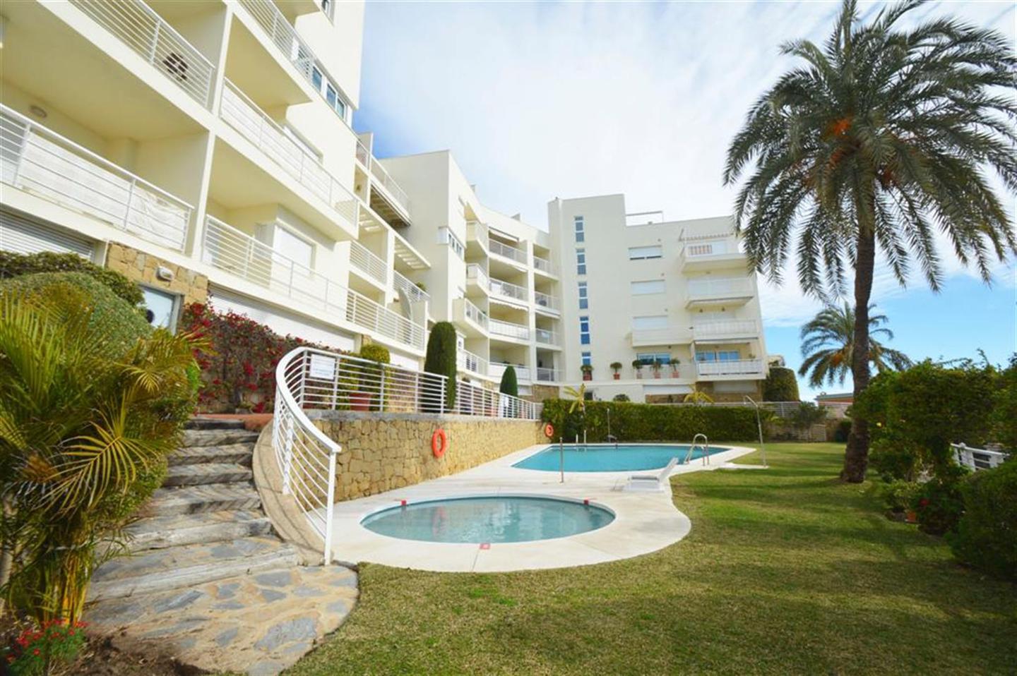 Ref: JY1. Piso en Benalmádena