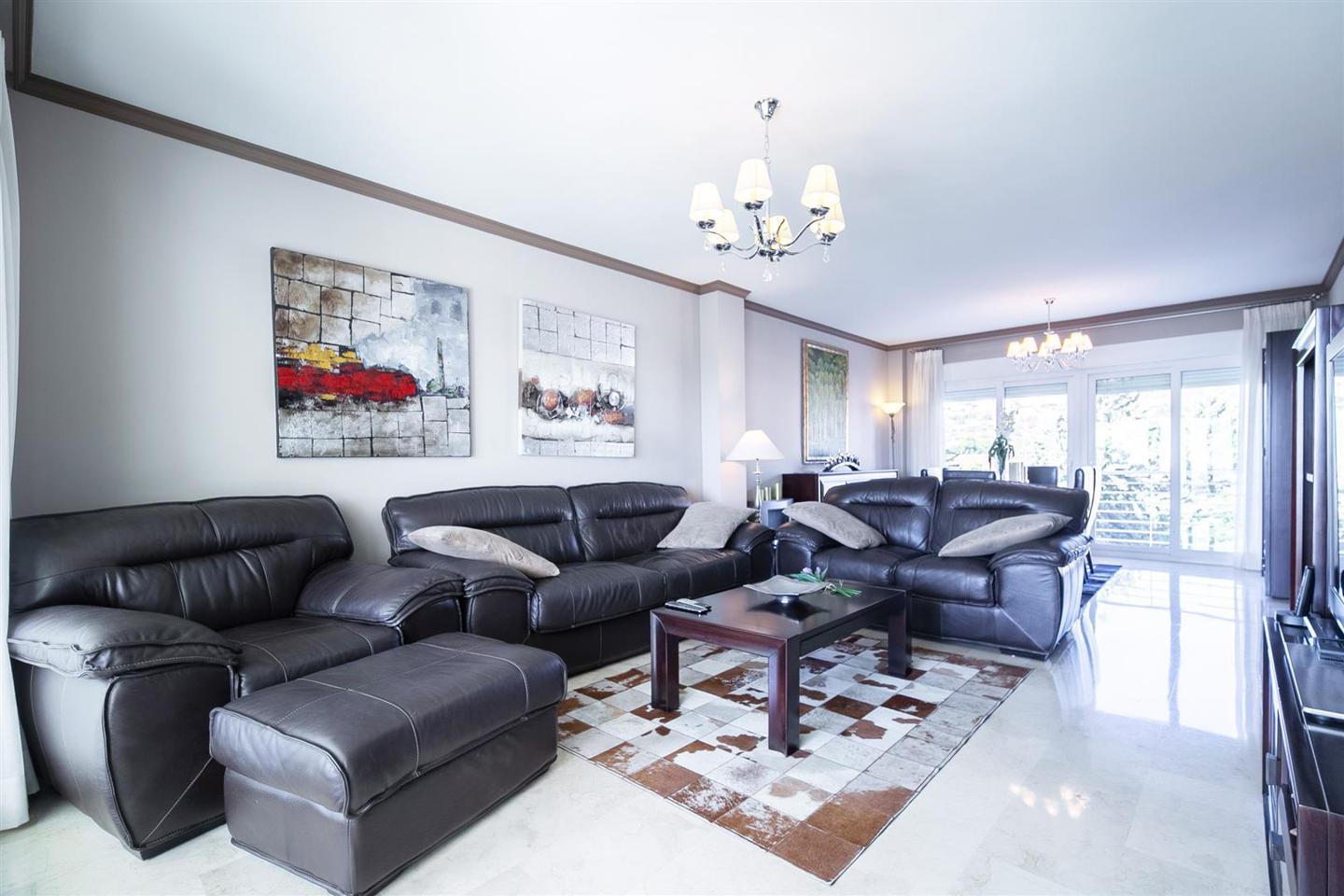 Ref: JY2. Piso en Benalmádena