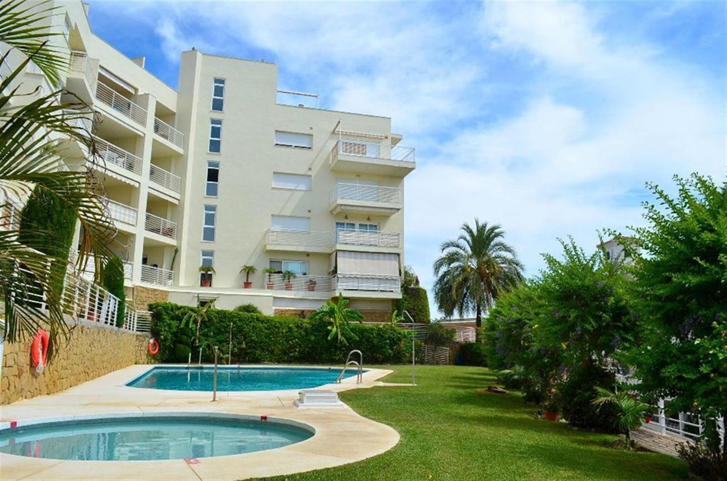 Ref: JY2. Piso en Benalmádena