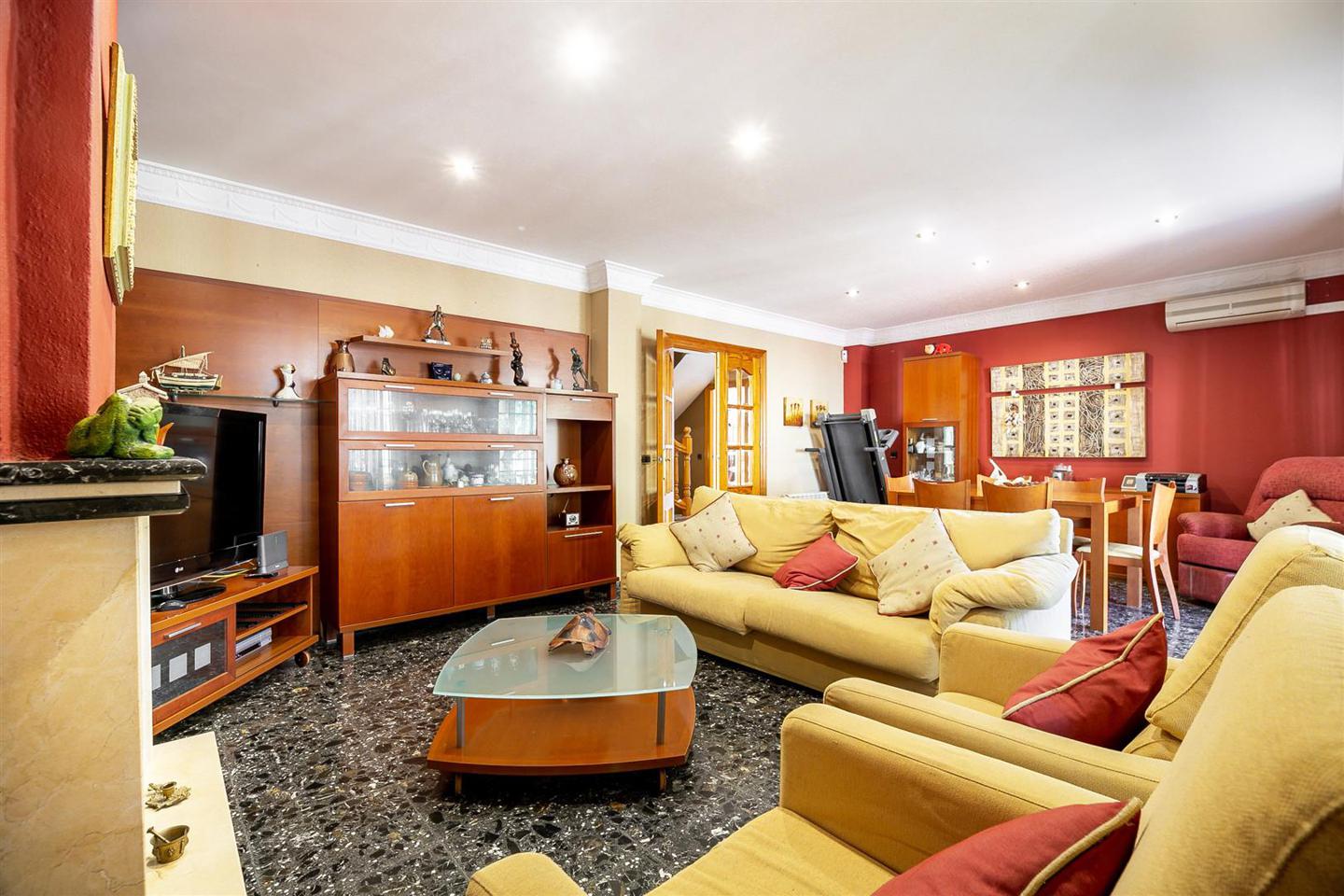 Ref: JY3. Casa / Chalet en Benalmádena