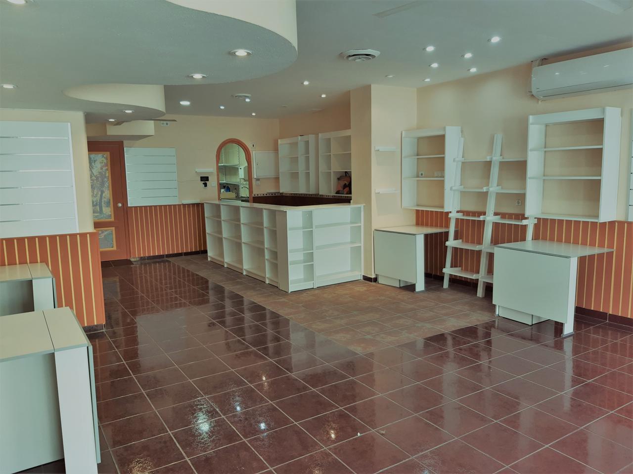 Ref: LO2. Local en Torremolinos