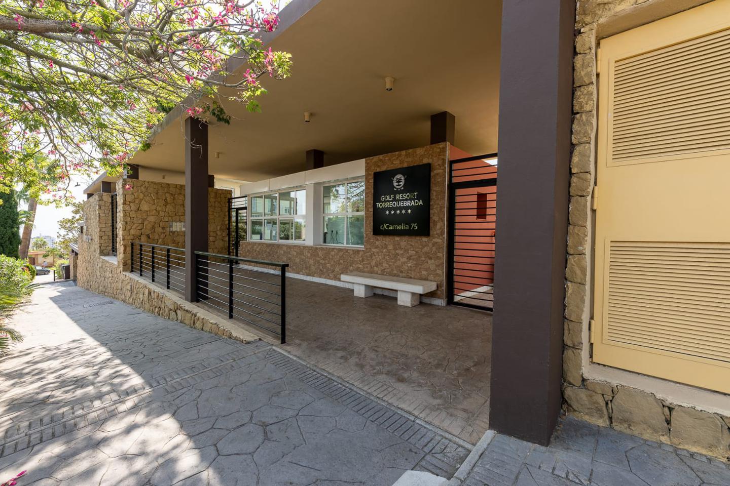 Ref: MKA50. Piso en Benalmádena