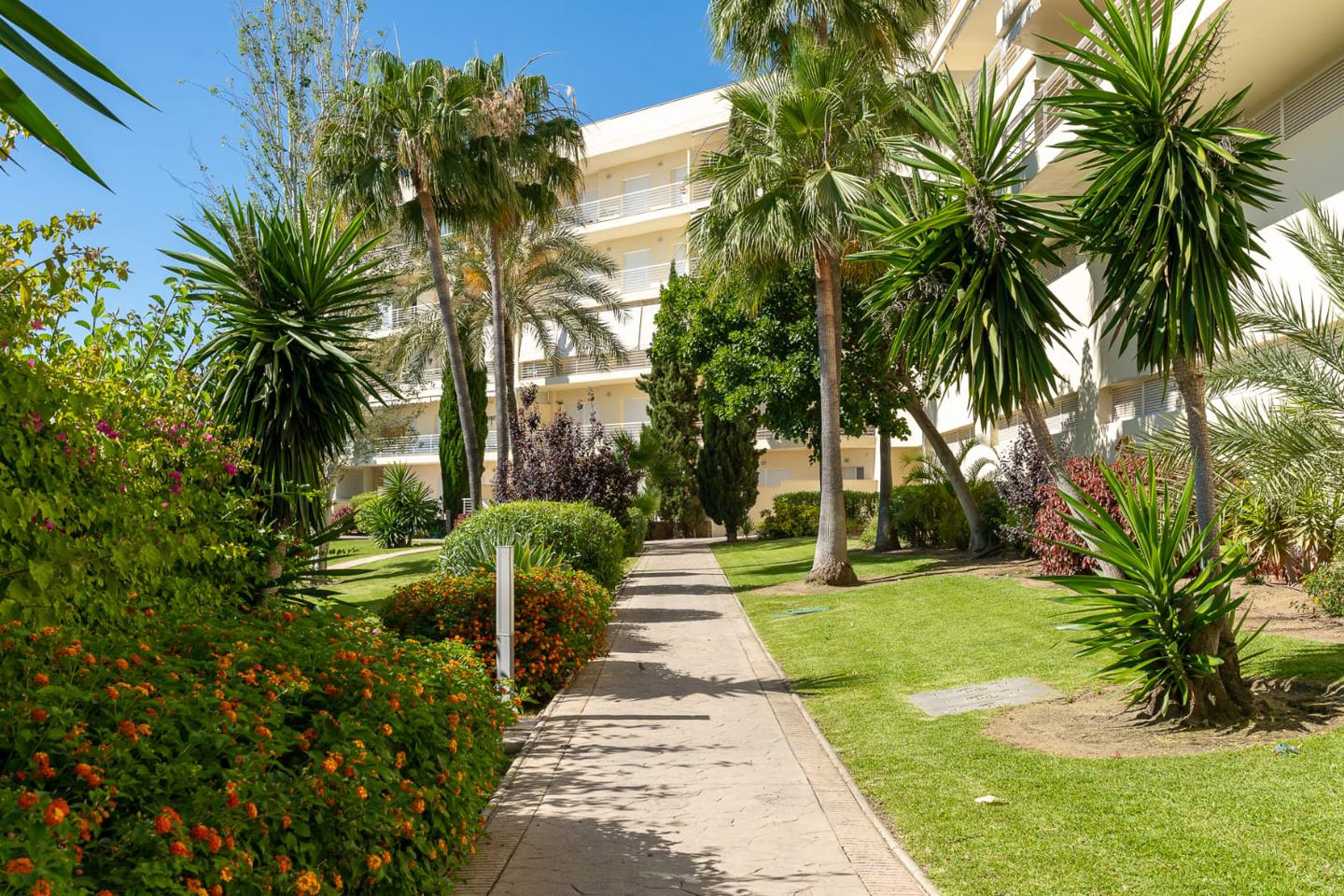 Ref: MKA50. Piso en Benalmádena