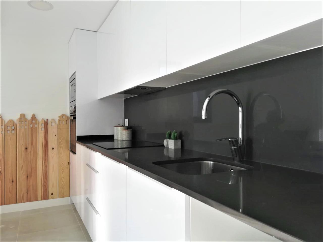 Ref: MKA57. Piso en Benalmádena