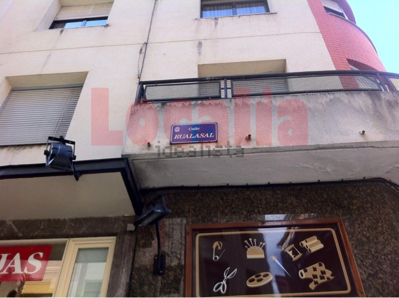 Local En Alquiler En Santander De 66 M2 X 484 Localia Inmobiliaria