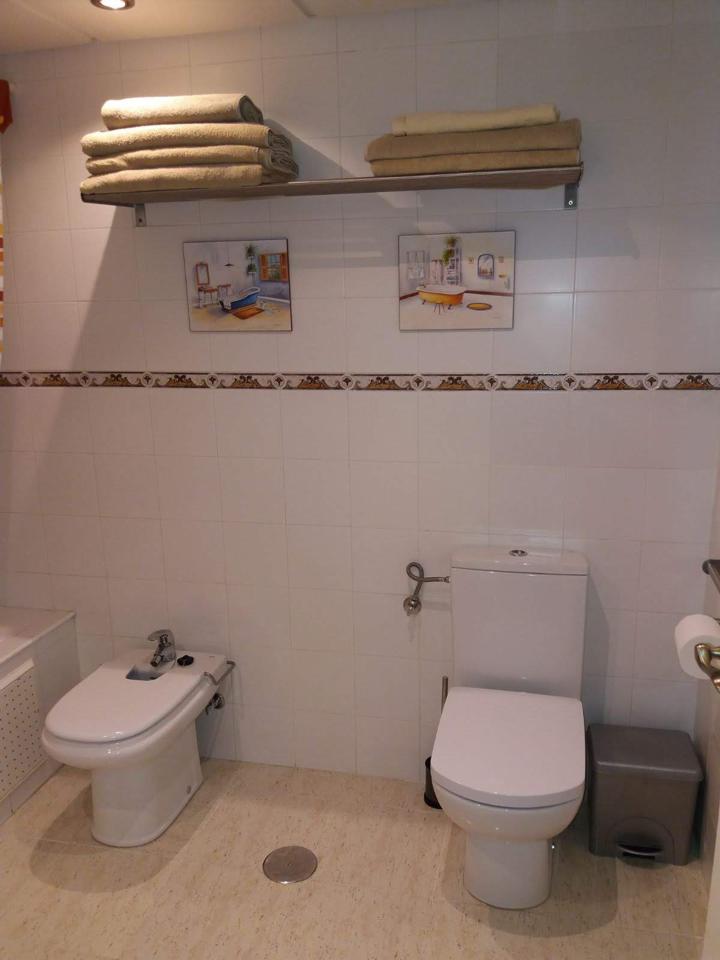 Ref: MKAMAR15. Piso en Benalmádena