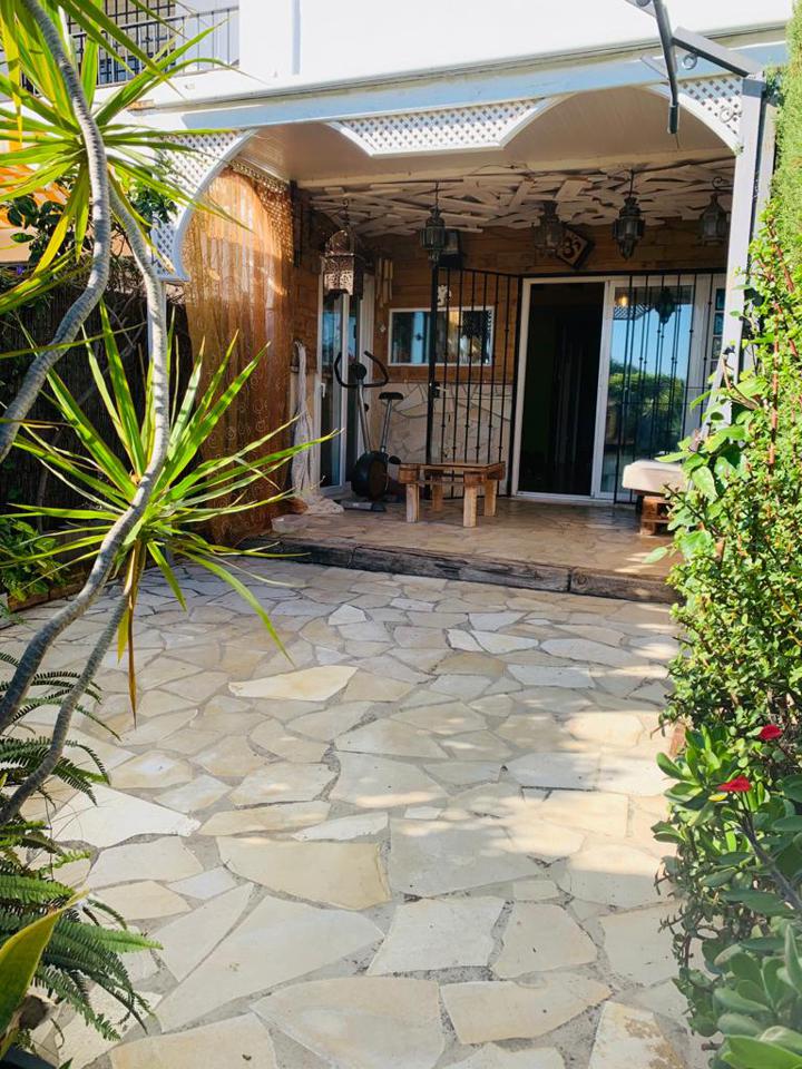 Ref: MKAMAR17. Piso en Benalmádena