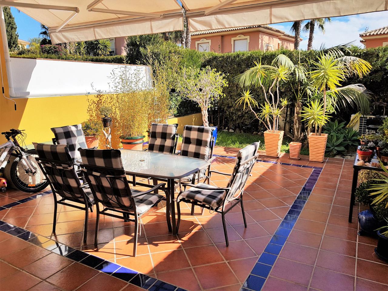 Ref: MKAMAR18. Casa / Chalet en Estepona