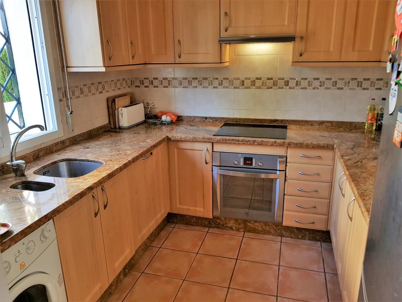 Ref: MKAMAR18. Casa / Chalet en Estepona