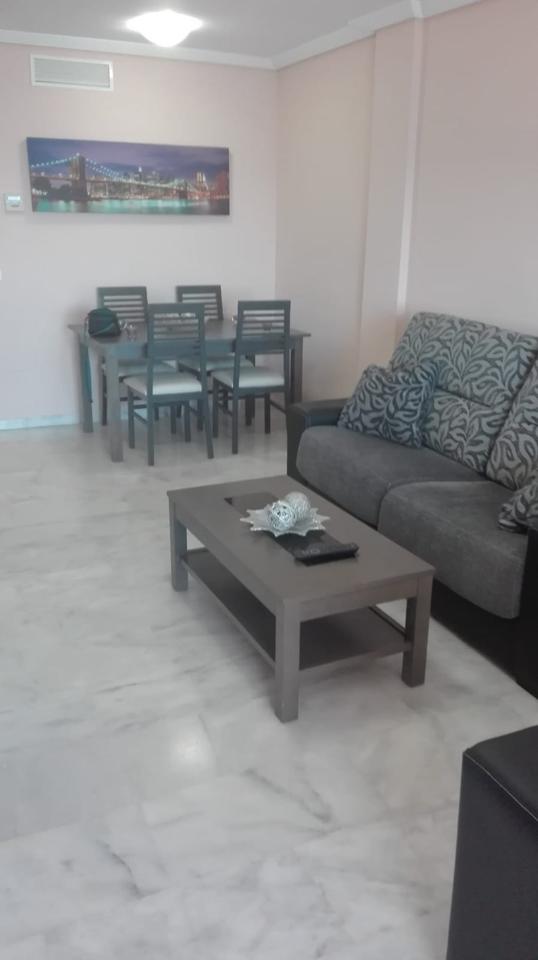 Ref: MKAMAR31. Piso en Fuengirola