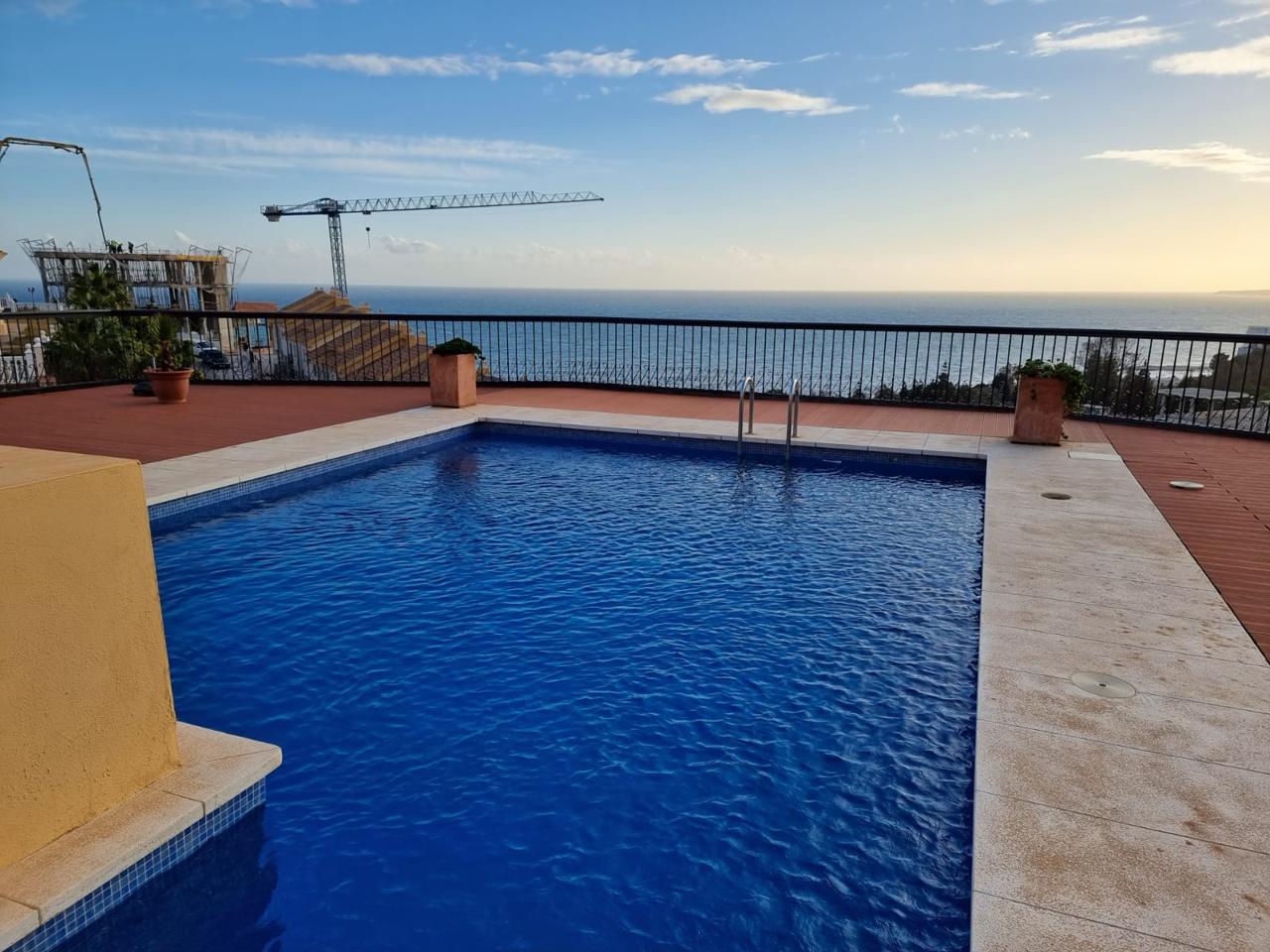 Ref: MKAMAR90. Dúplex en torrequebrada