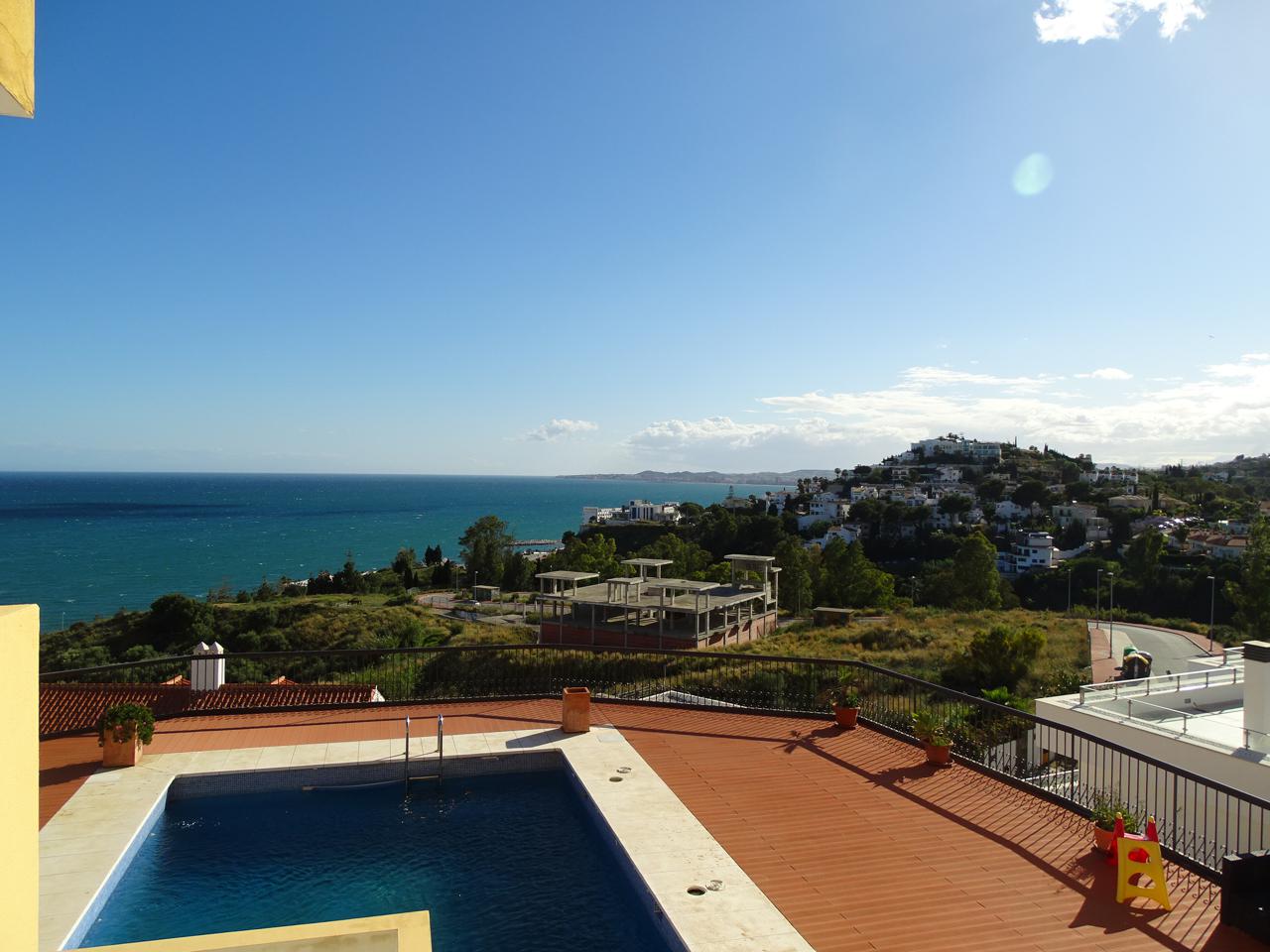Ref: MKAMAR90. Dúplex en torrequebrada