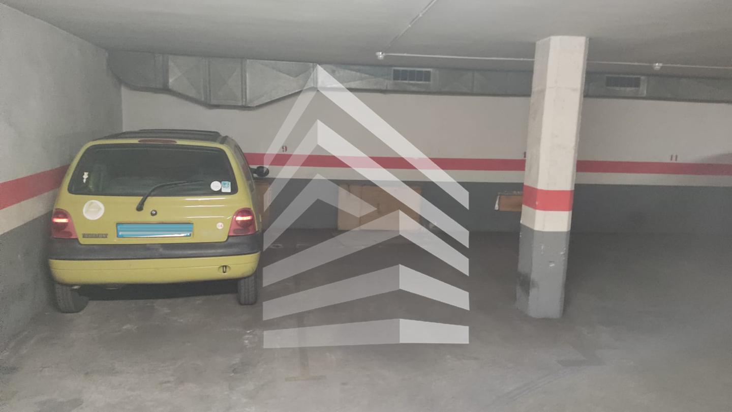 parking en barcelona · les-corts €