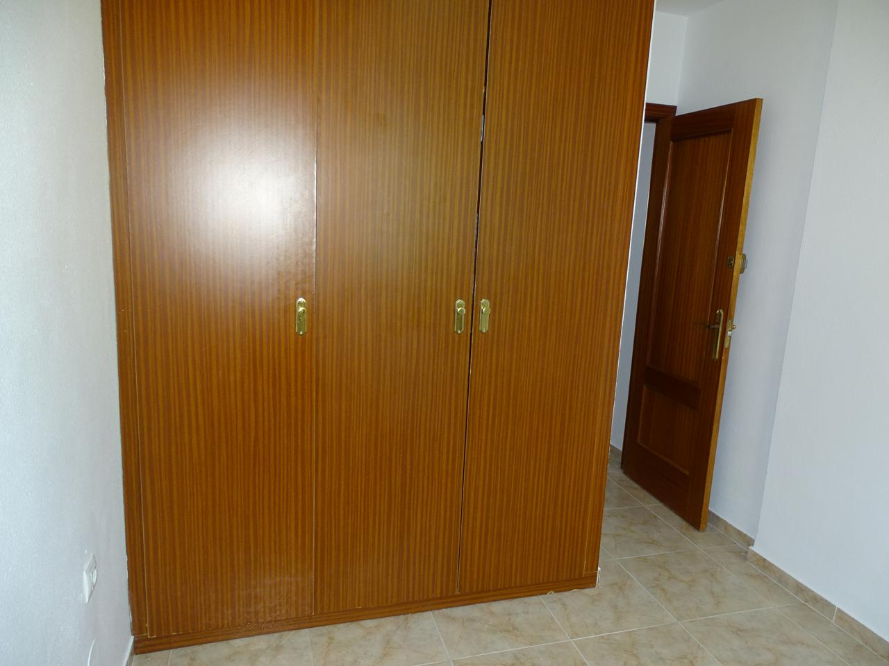 Ref: MKAMAR113. Piso en CARVAJAL
