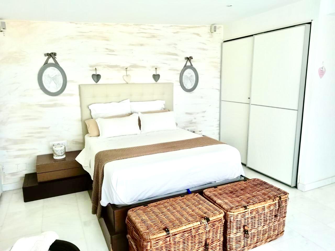 Ref: MKAMAR121. Piso en el pinillo
