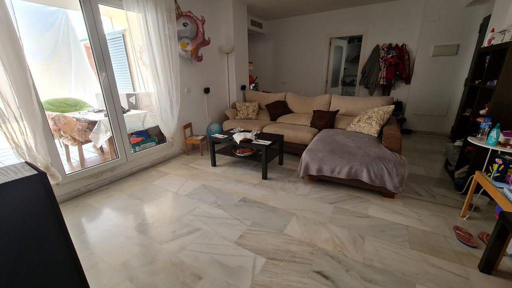 Ref: MKAMAR135. Piso en Torrequebrada