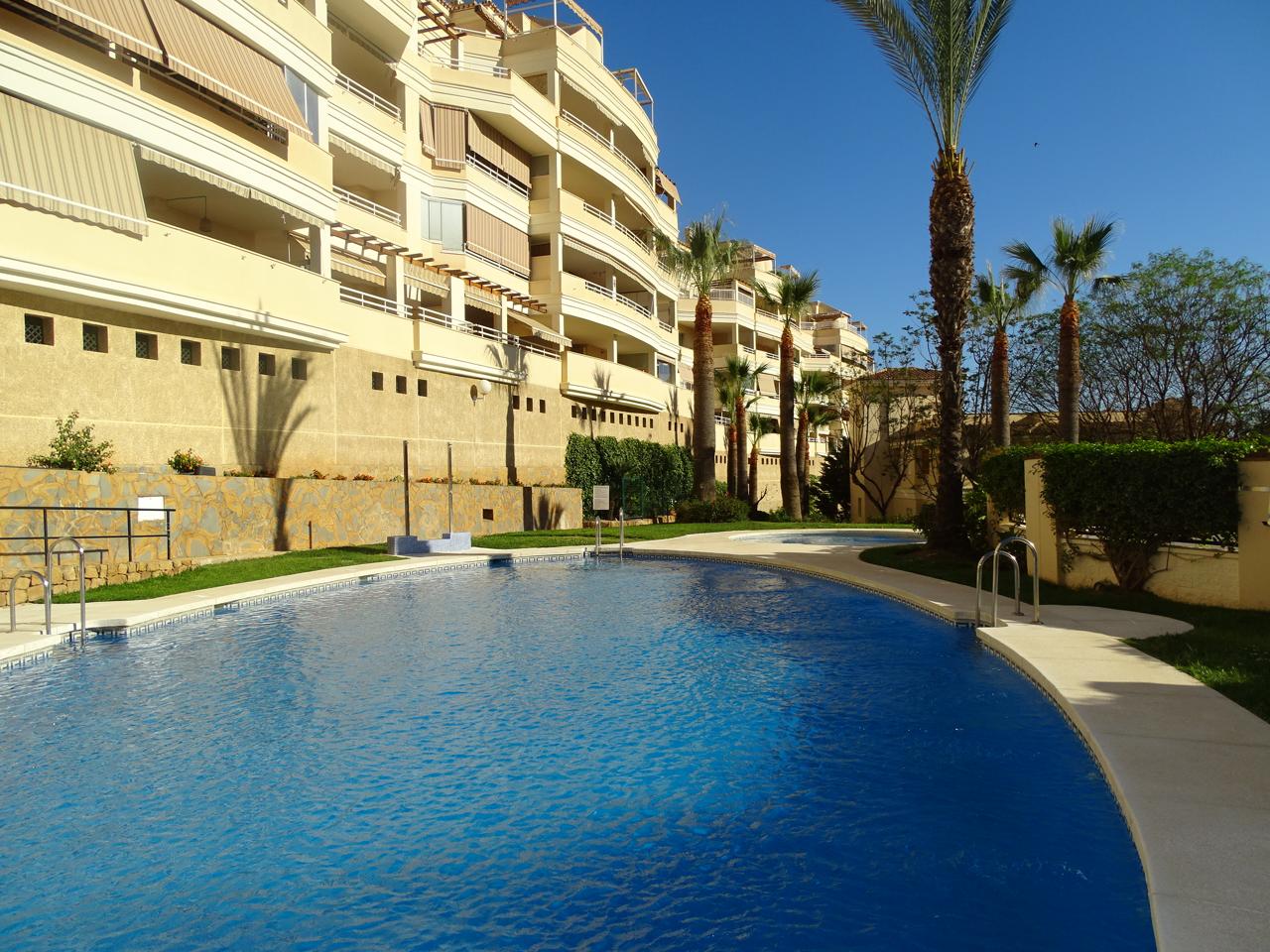 Ref: carmen 15. Piso en Torrequebrada