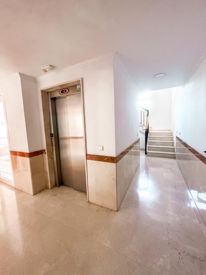 Ref: Carmen milu. Piso en Arroyo de la miel