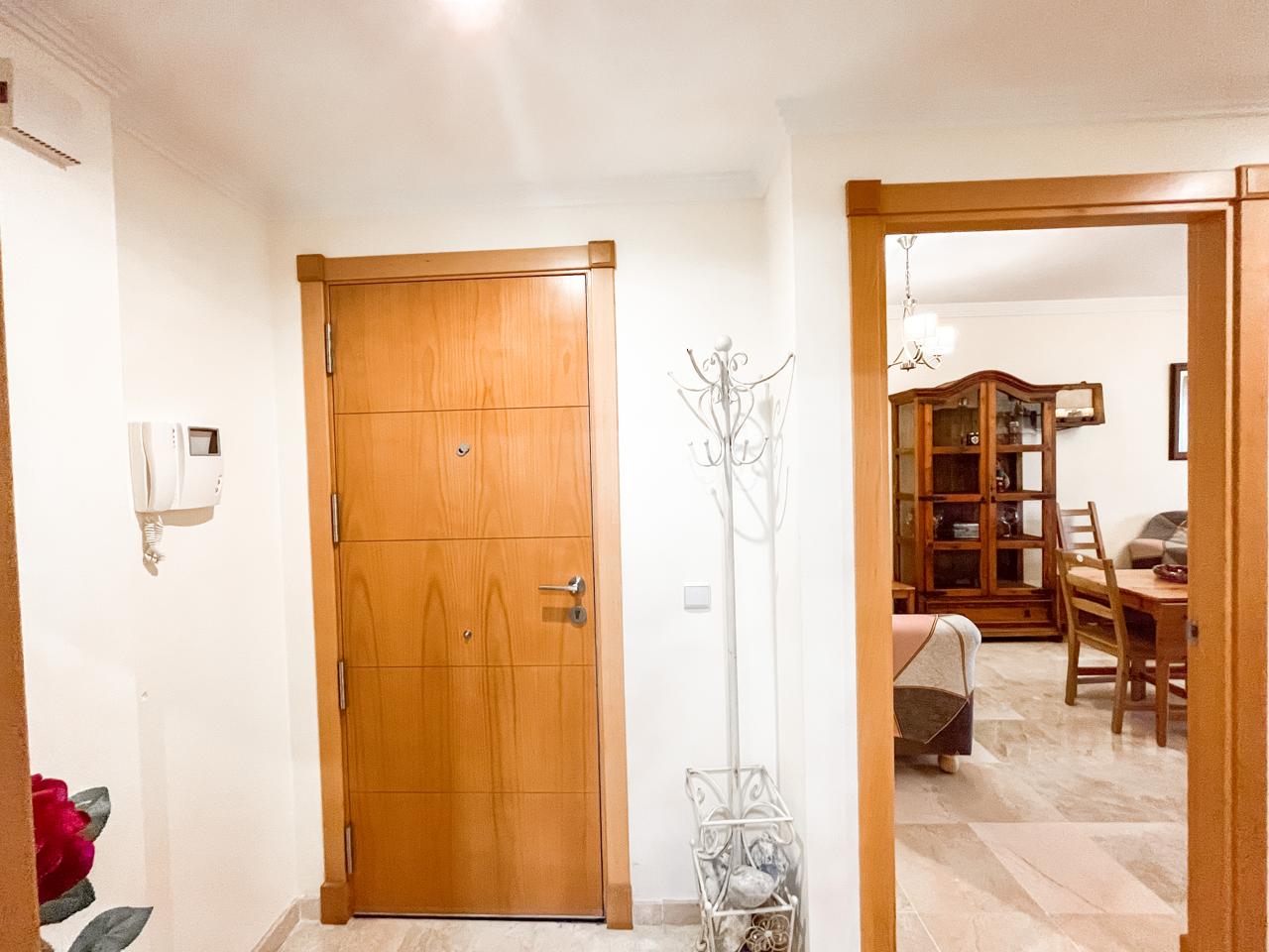 Ref: Carmen milu. Piso en Arroyo de la miel