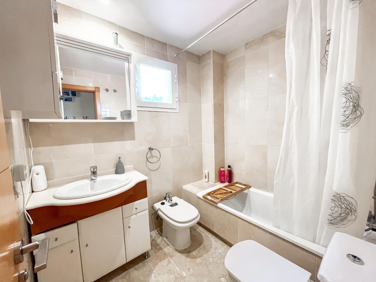 Ref: Carmen milu. Piso en Arroyo de la miel