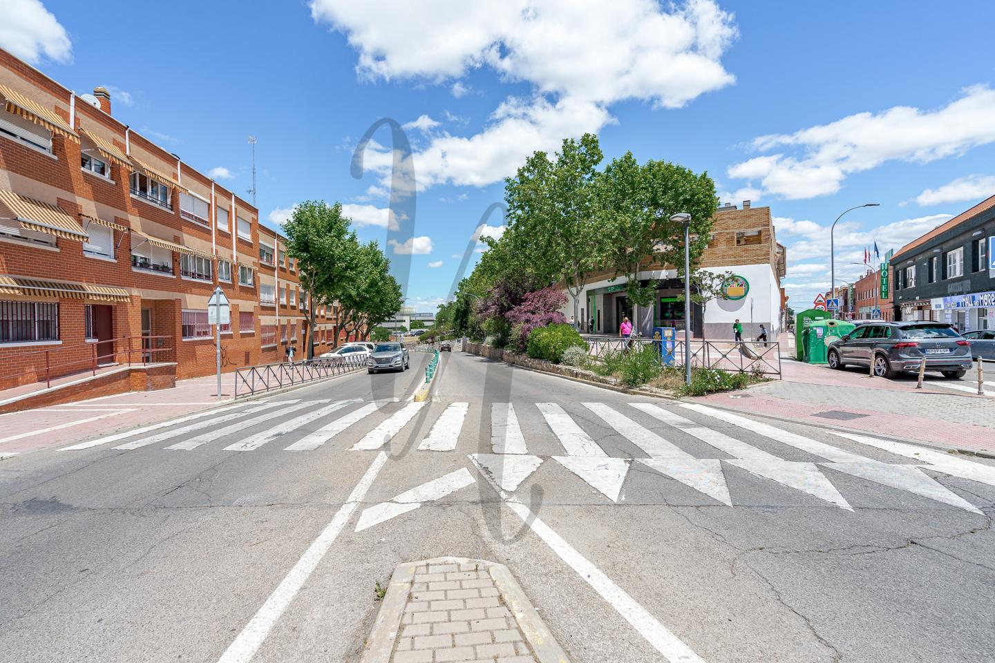 pisos en san-sebastian-de-los-reyes · avenida-navarrondan-28702 €