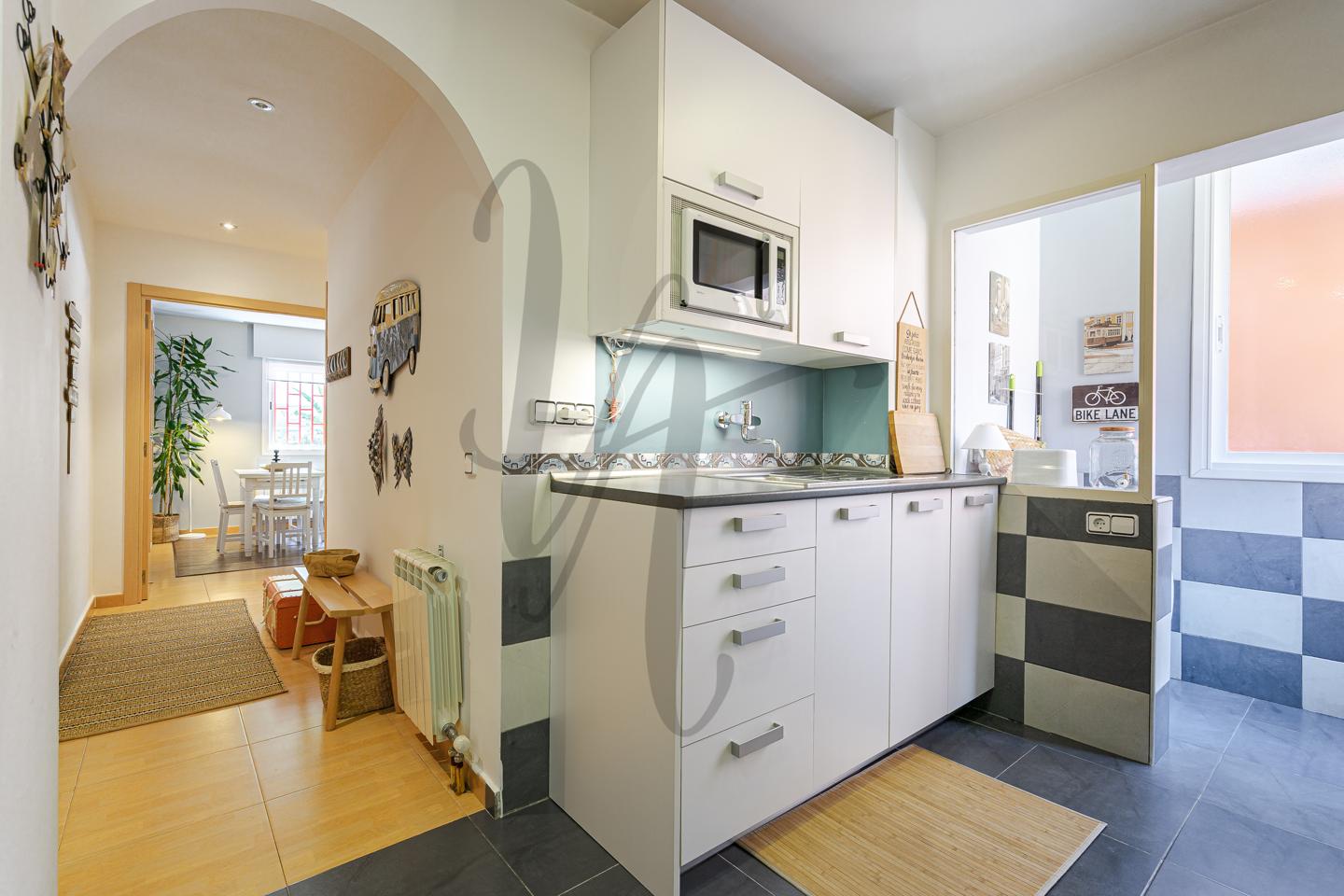 pisos en san-sebastian-de-los-reyes · avenida-navarrondan-28702 €