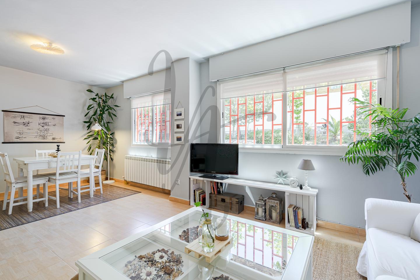 pisos en san-sebastian-de-los-reyes · avenida-navarrondan-28702 €
