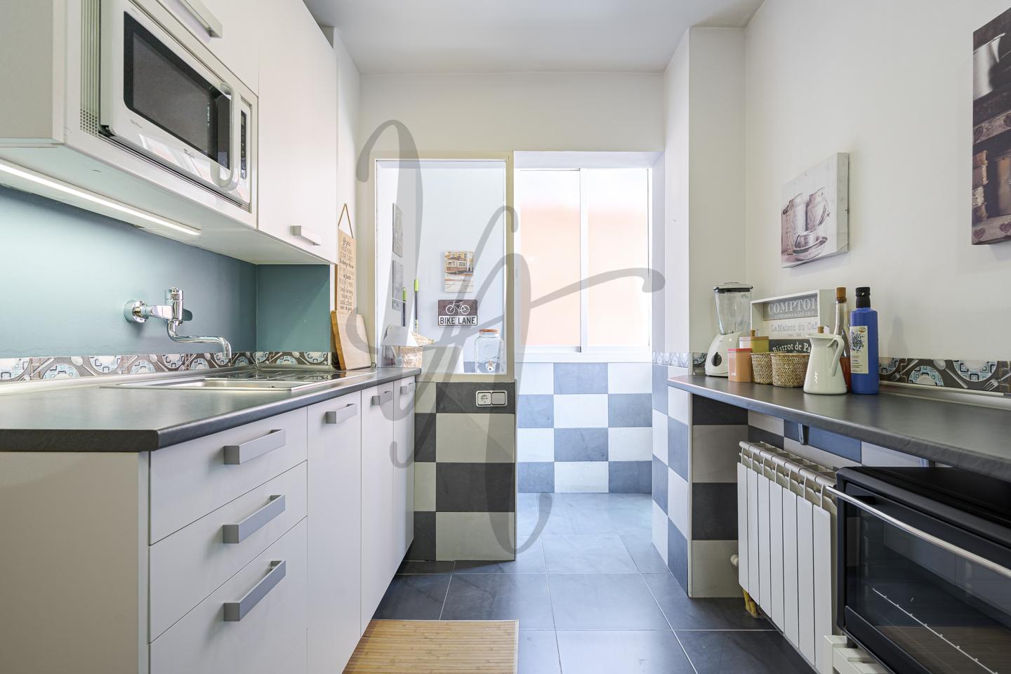 pisos en san-sebastian-de-los-reyes · avenida-navarrondan-28702 €
