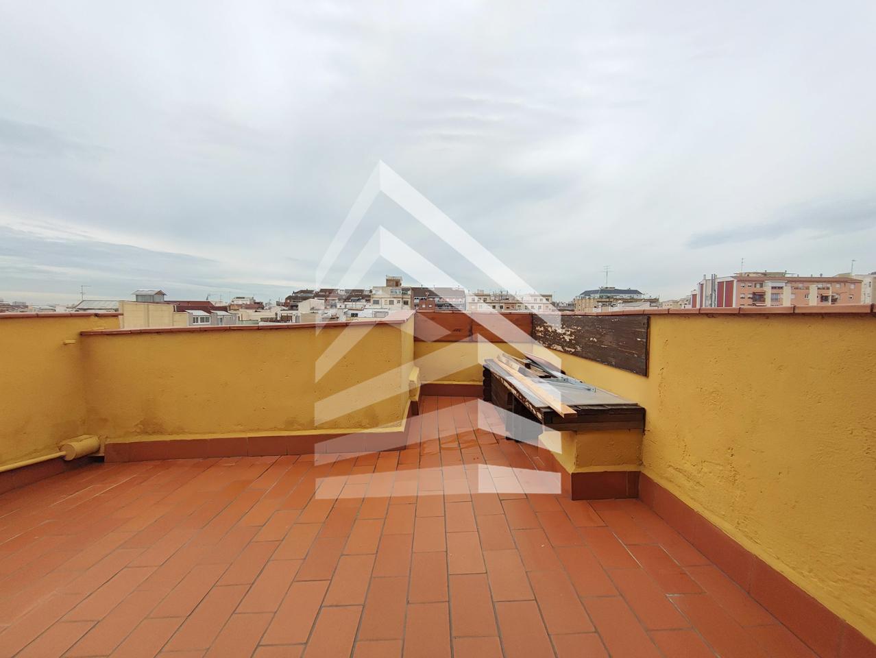 estudio en barcelona · carrer-daoiz-i-velarde-08028 €