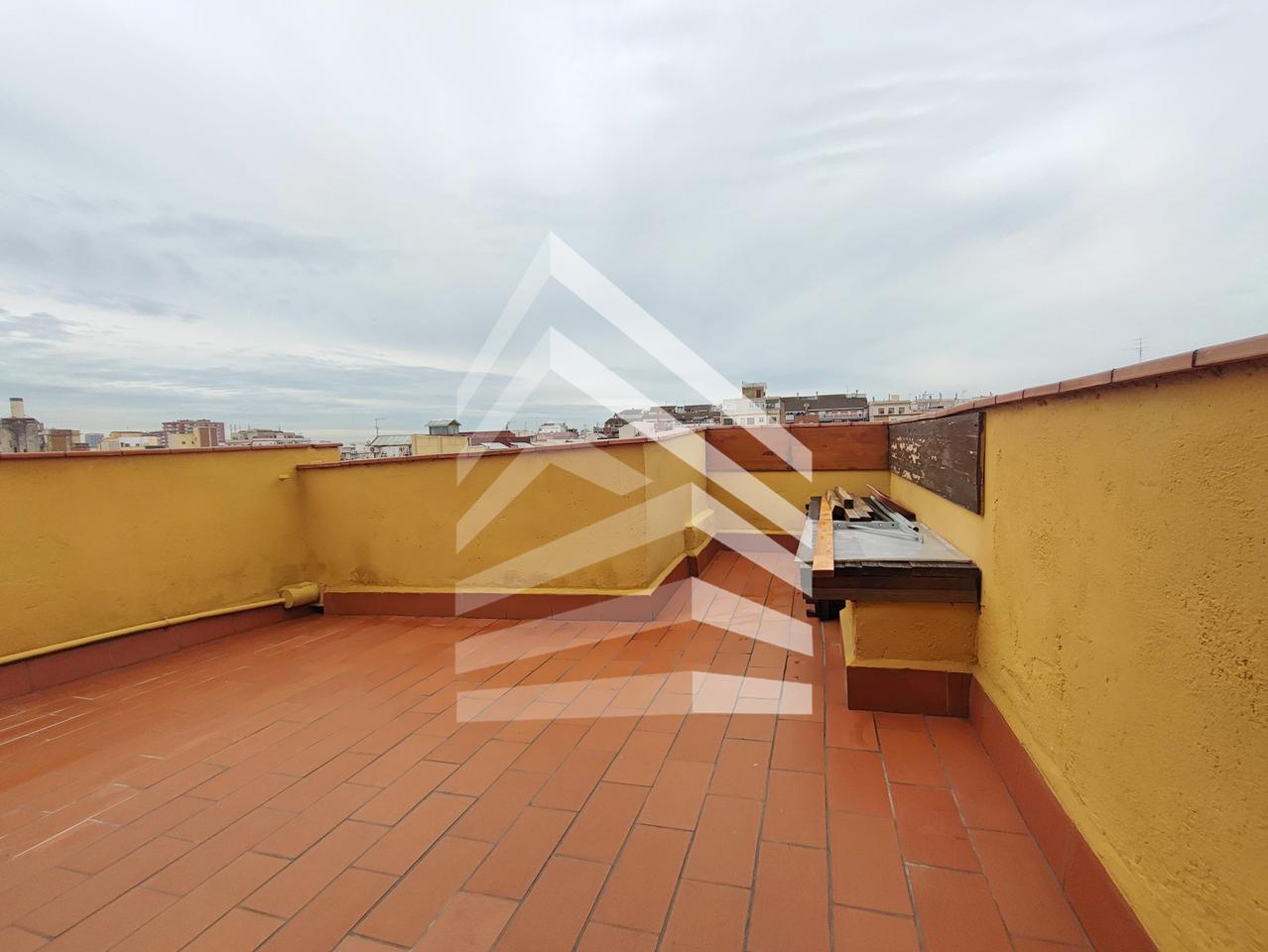 estudio en barcelona · carrer-daoiz-i-velarde-08028 €