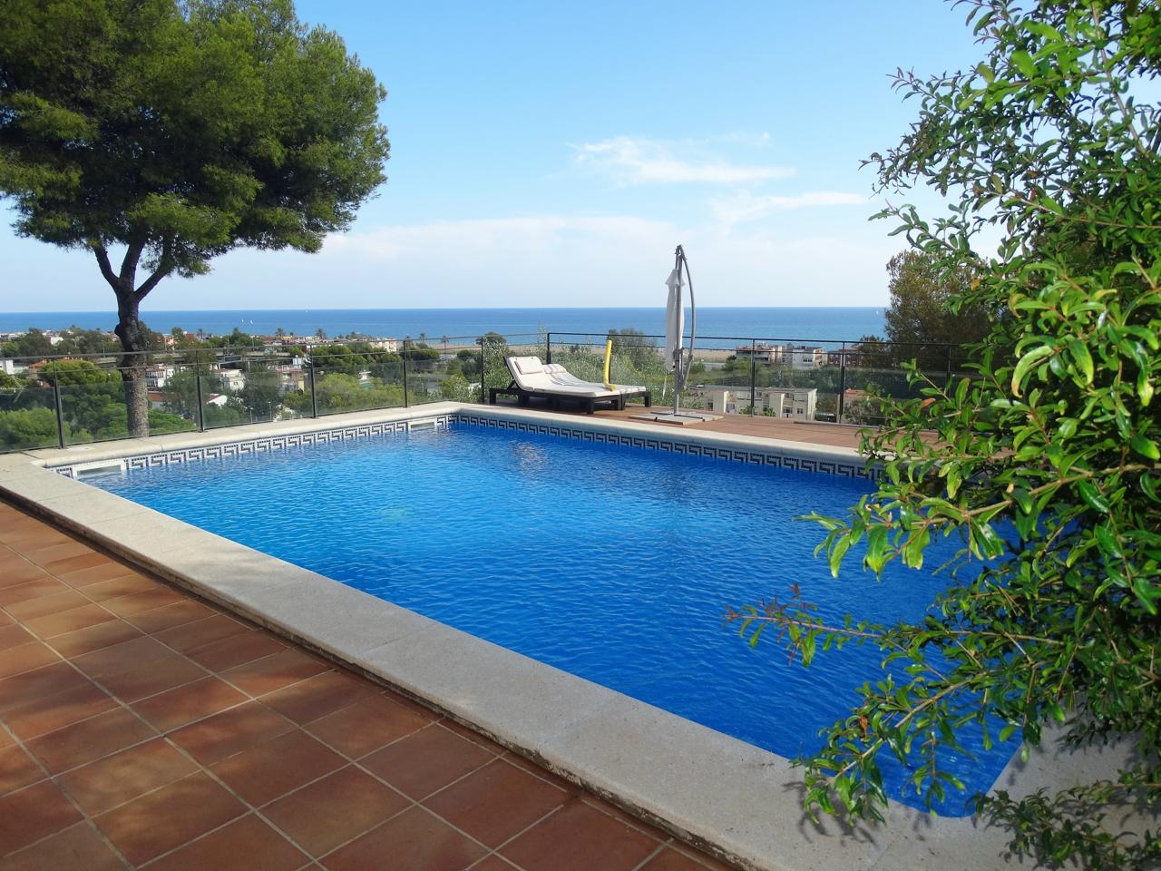 villas en castelldefels · poal 870000€