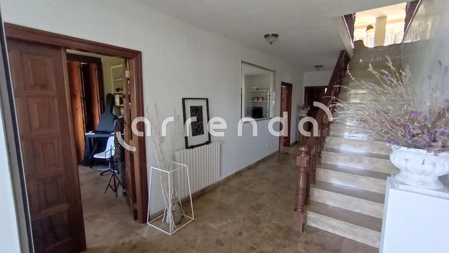 villas en villalbilla · calle-almeria-28810 1050000€