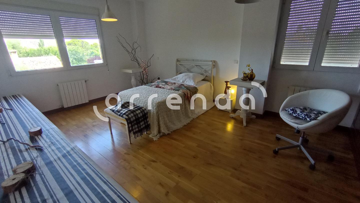 villas en villalbilla · calle-almeria-28810 1050000€