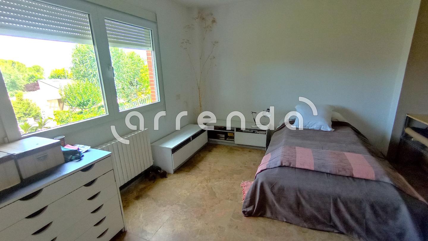 villas en villalbilla · calle-almeria-28810 1050000€