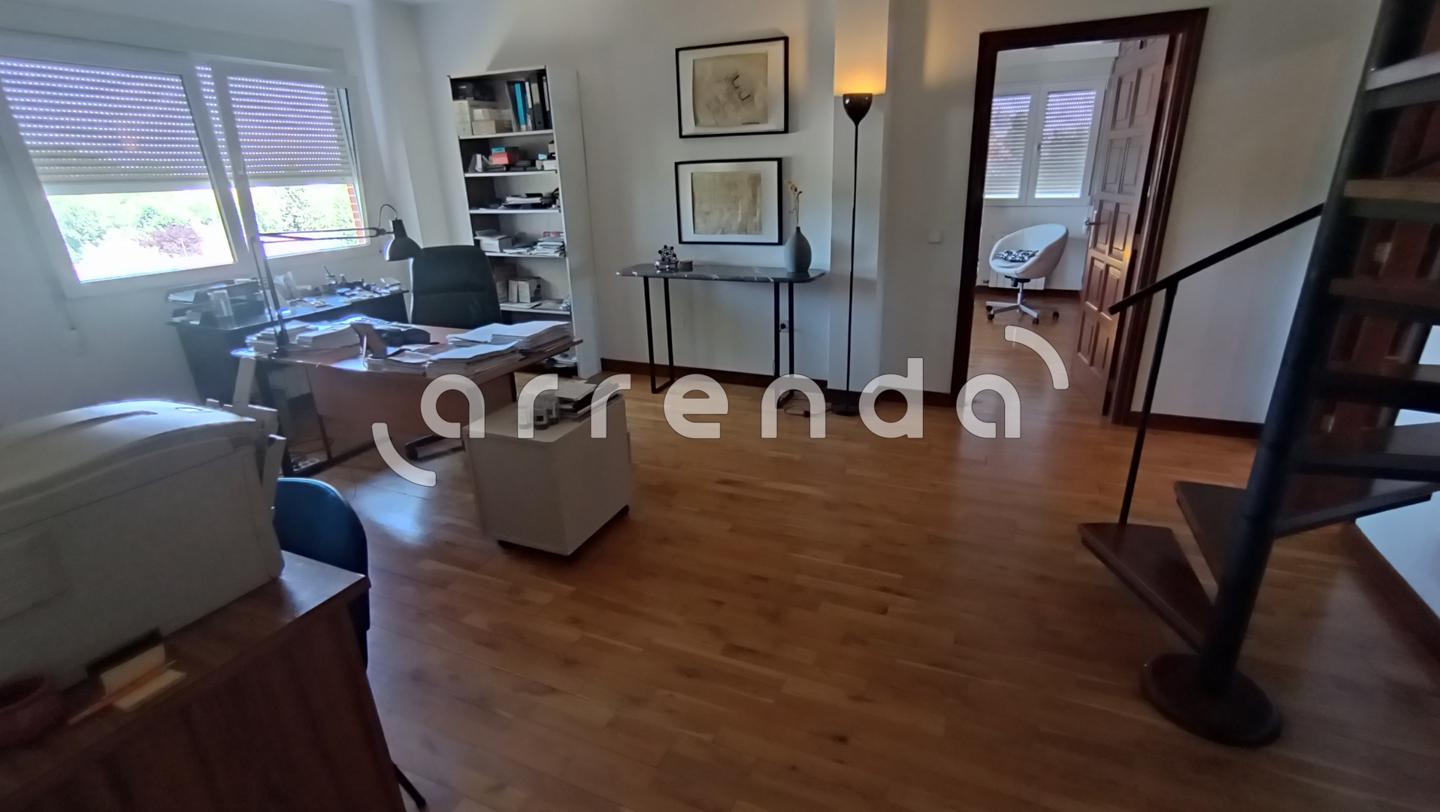 villas en villalbilla · calle-almeria-28810 1050000€