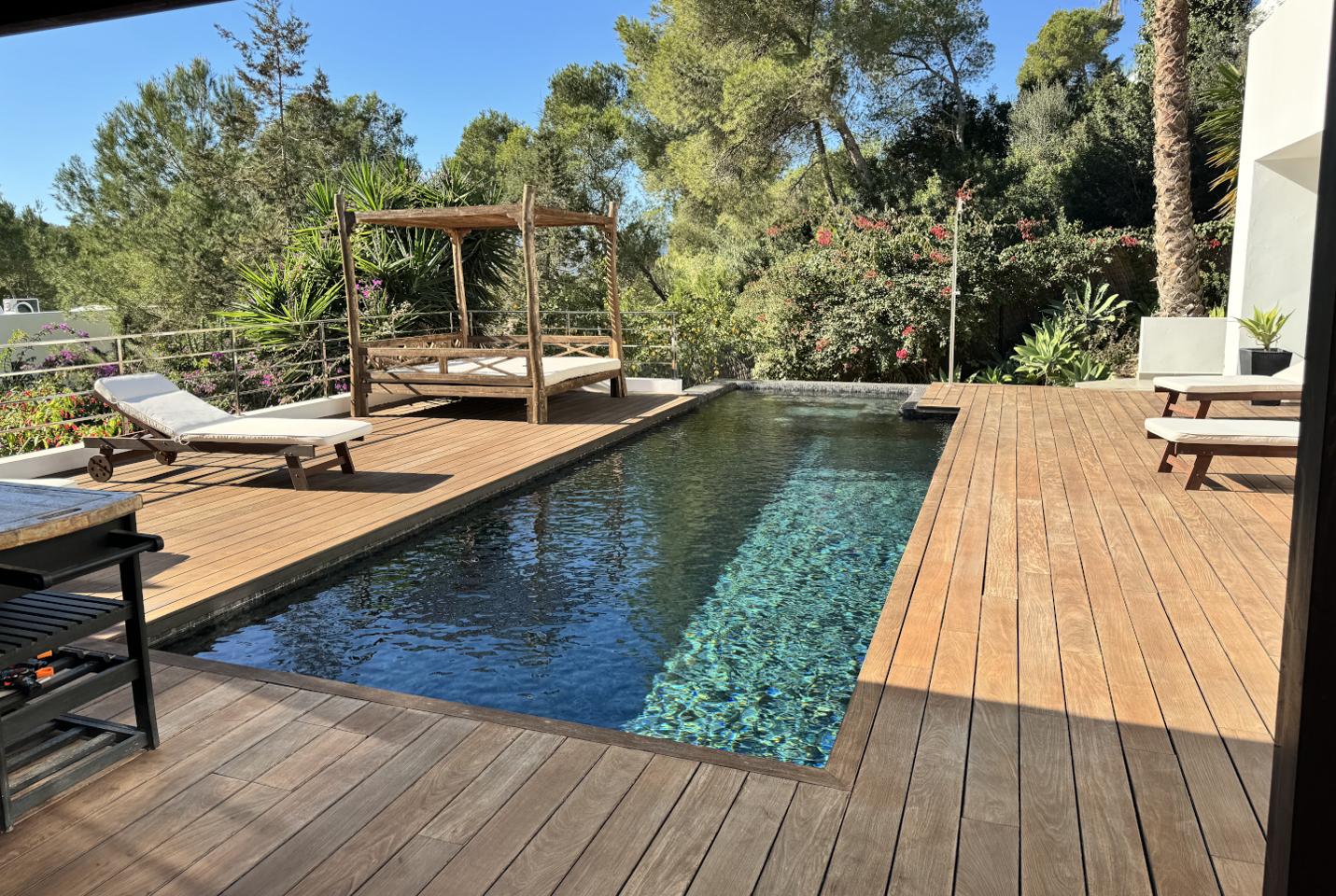 Luxury villa for annual rental